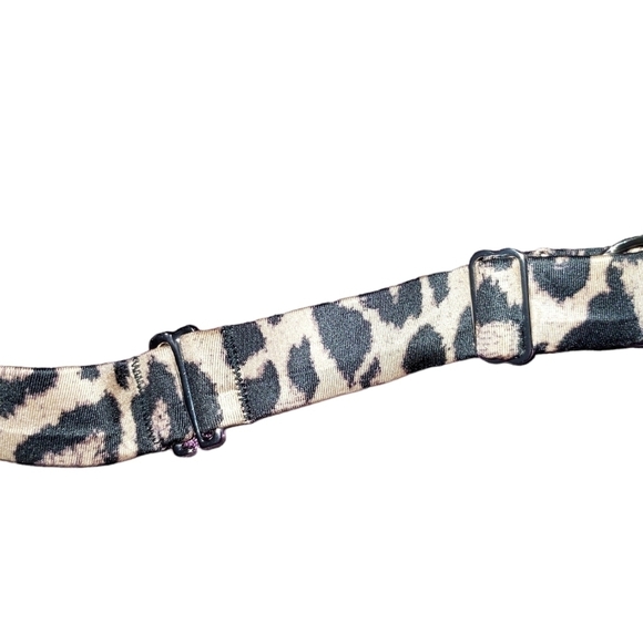 Victoria secret Shiny Garter belt new leopard garters M/L - Picture 6 of 15